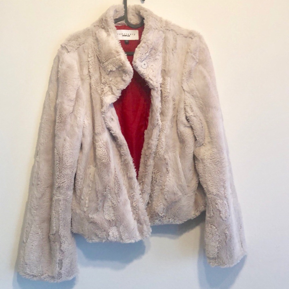 Women’s Sanctuary jacket